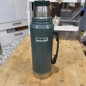 Vintage Stanley Classic 1 liter Thermos Classic Green Hammertone EN12546 No Cup*